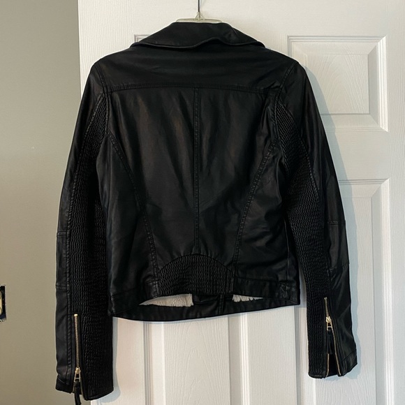 Jacket - Picture 4 of 4